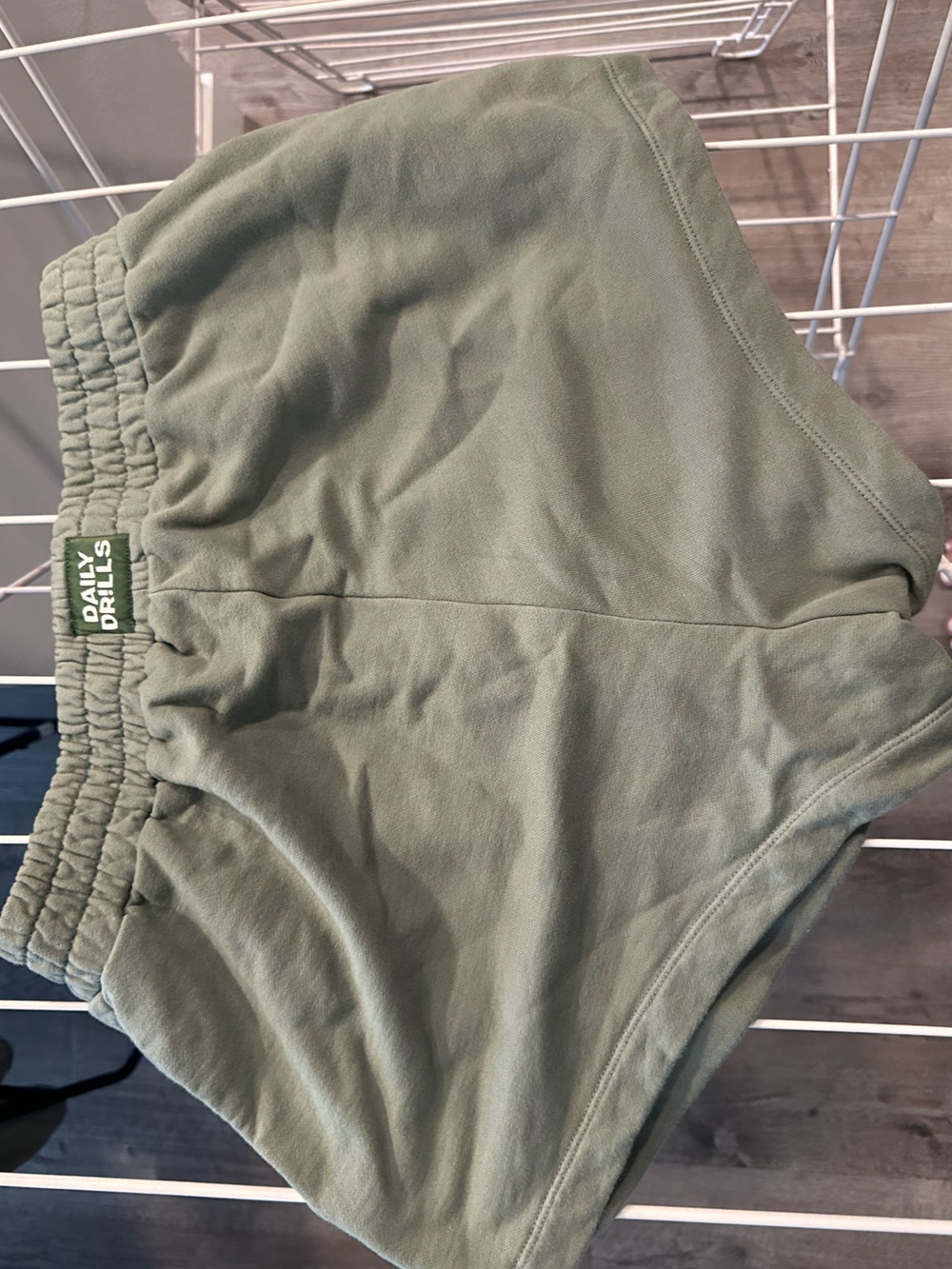 Daily Drills Set! Oversized Crew & Super Shorts in DD Green M/L. EUC - Picture 5 of 10